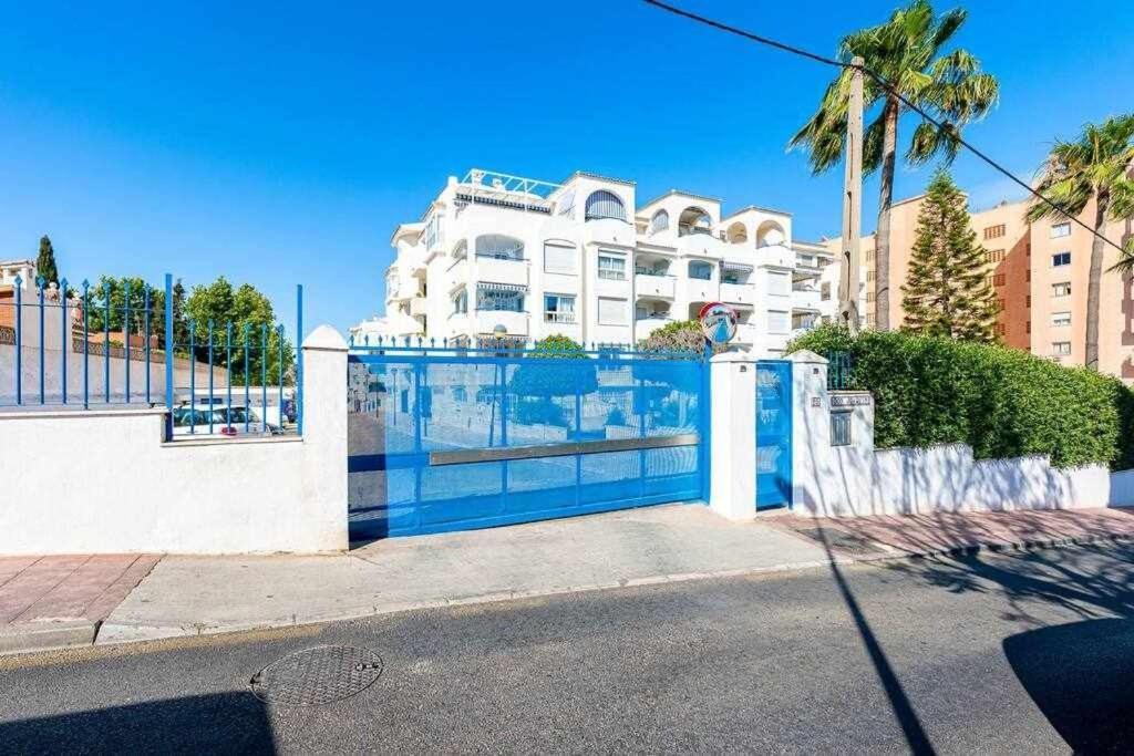 797 Holiday Rentals- Hermoso Apartamento Para 4 En Benalmadena Ngoại thất bức ảnh