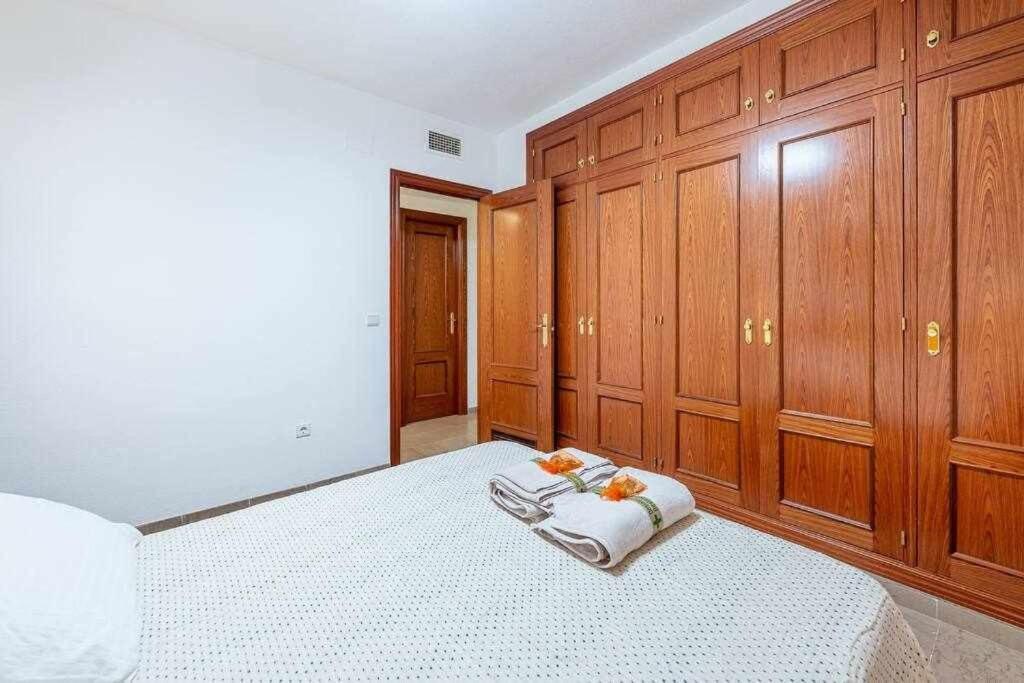 797 Holiday Rentals- Hermoso Apartamento Para 4 En Benalmadena Ngoại thất bức ảnh
